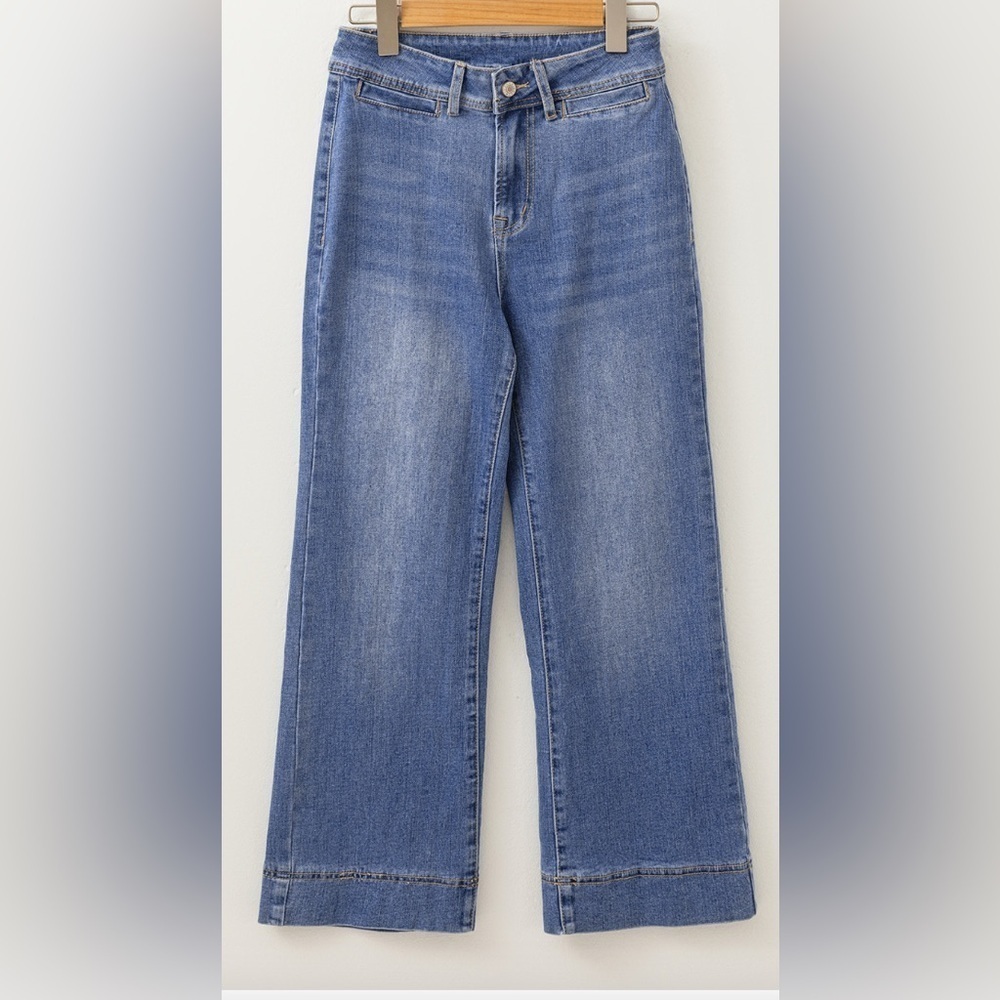High Waist Bootcut Cropped Jean - Picture 4 of 8